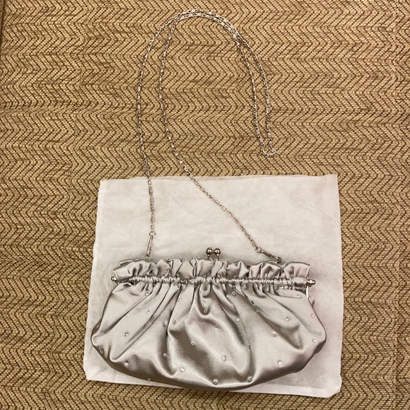 Grey silver clutch with jewels and silver chain - Picture 5 of 8